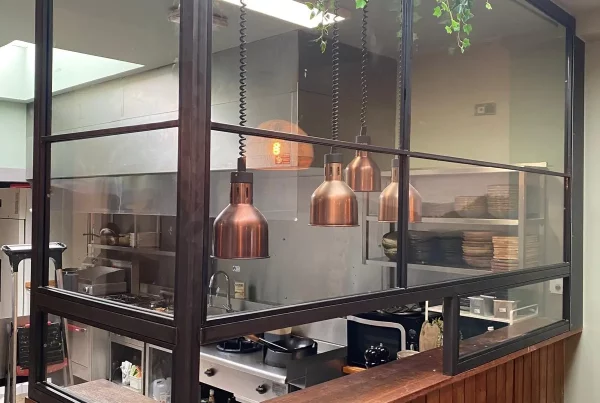 Comptoir en acier laqué